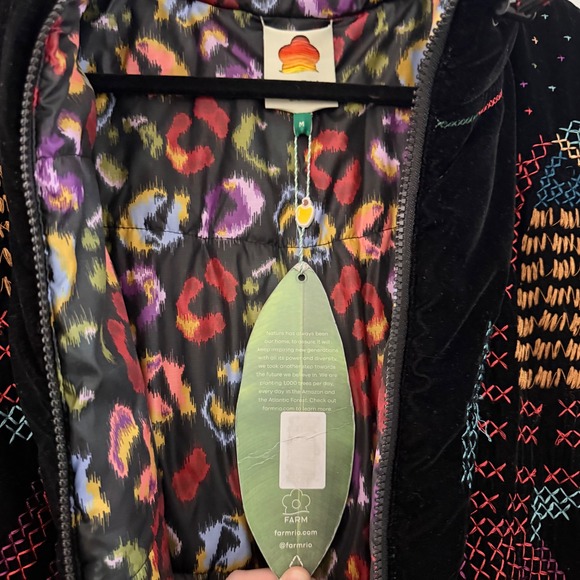 Farm Rio Black Embroidered Reversible Puffer Jacket Toucan Velvet Medium NEW - Picture 6 of 11